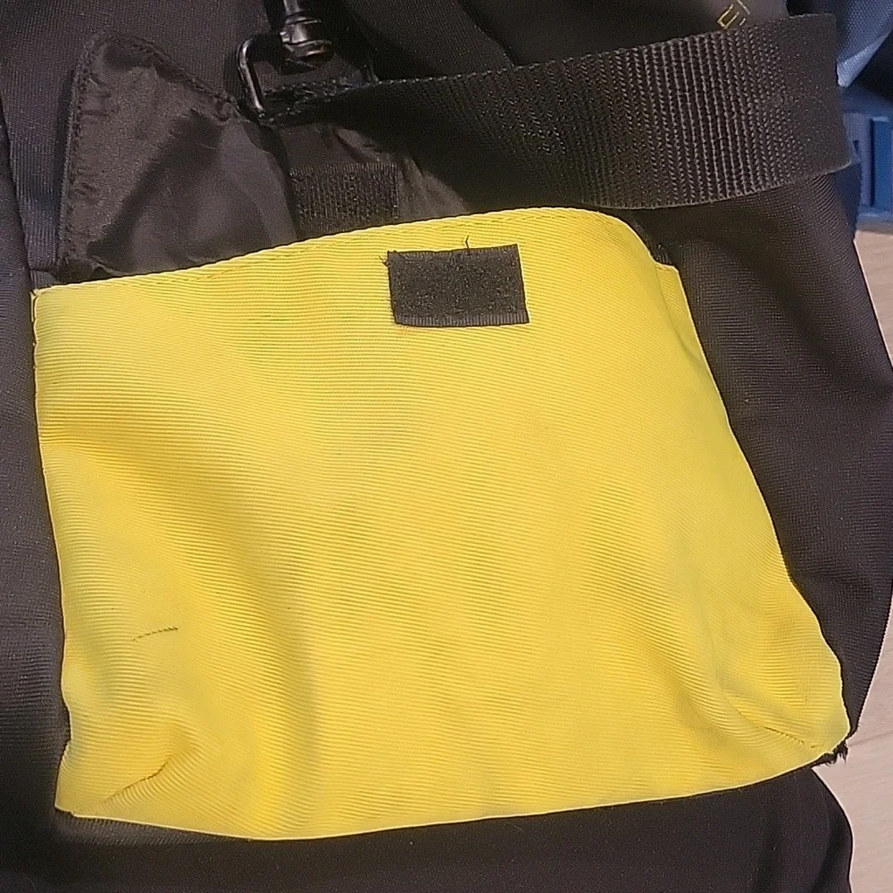 Lacoste Parfumes Weekender Bag